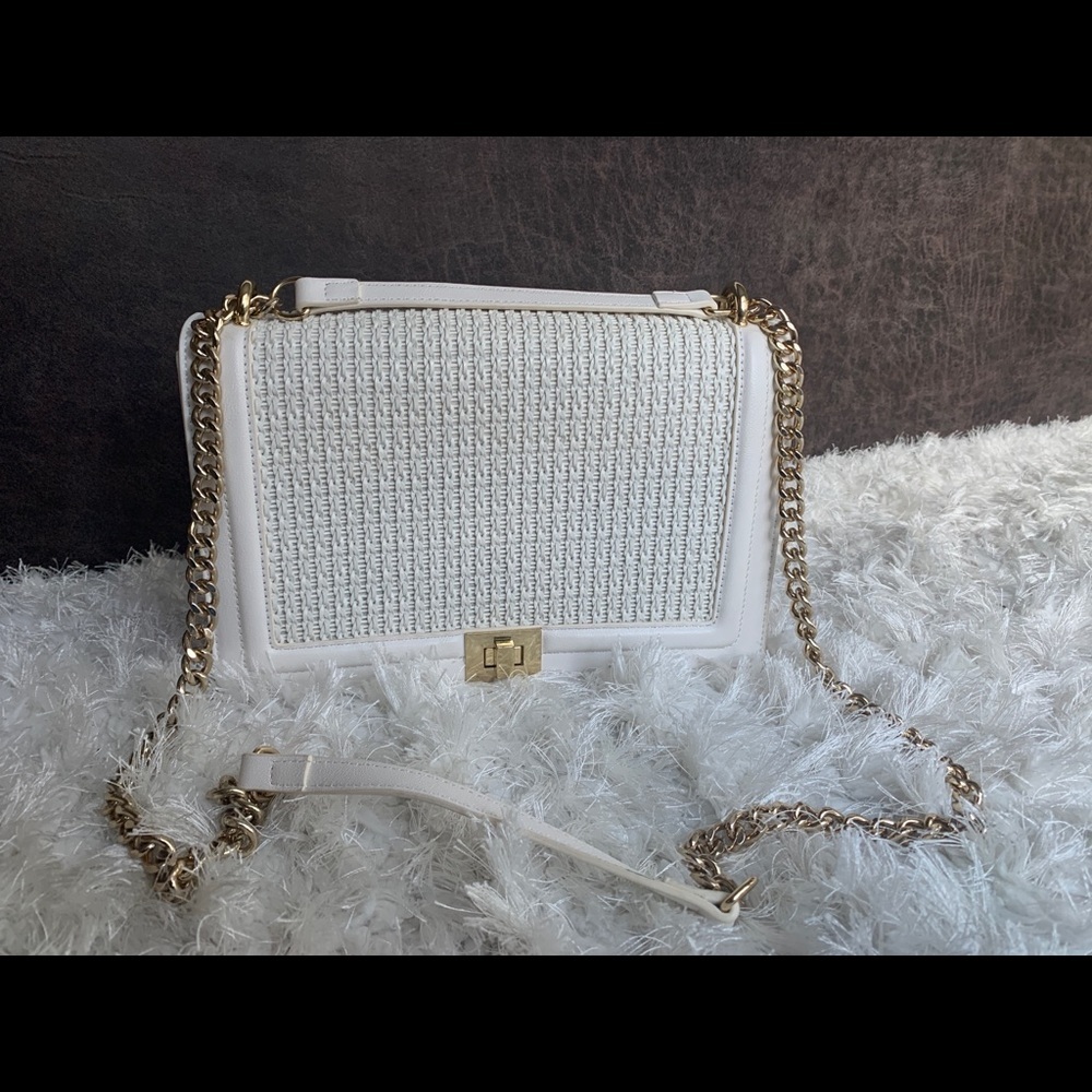 Woven gold chain crossbody shoulder bag